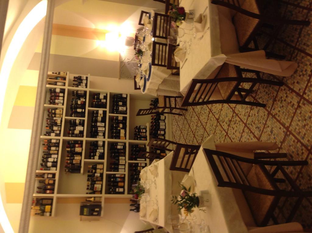 Hotel Persico Салуцо Екстериор снимка