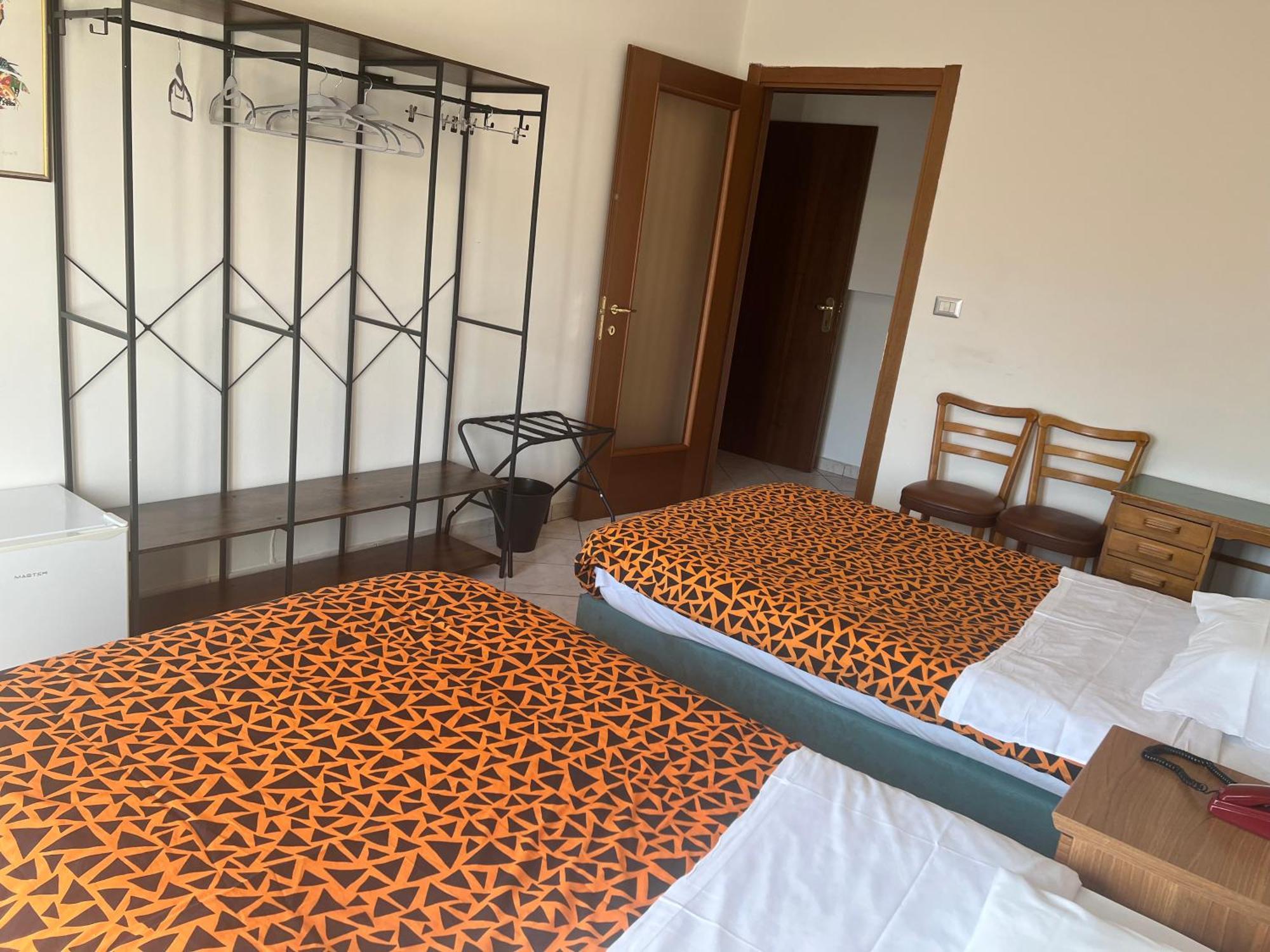 Hotel Persico Салуцо Екстериор снимка